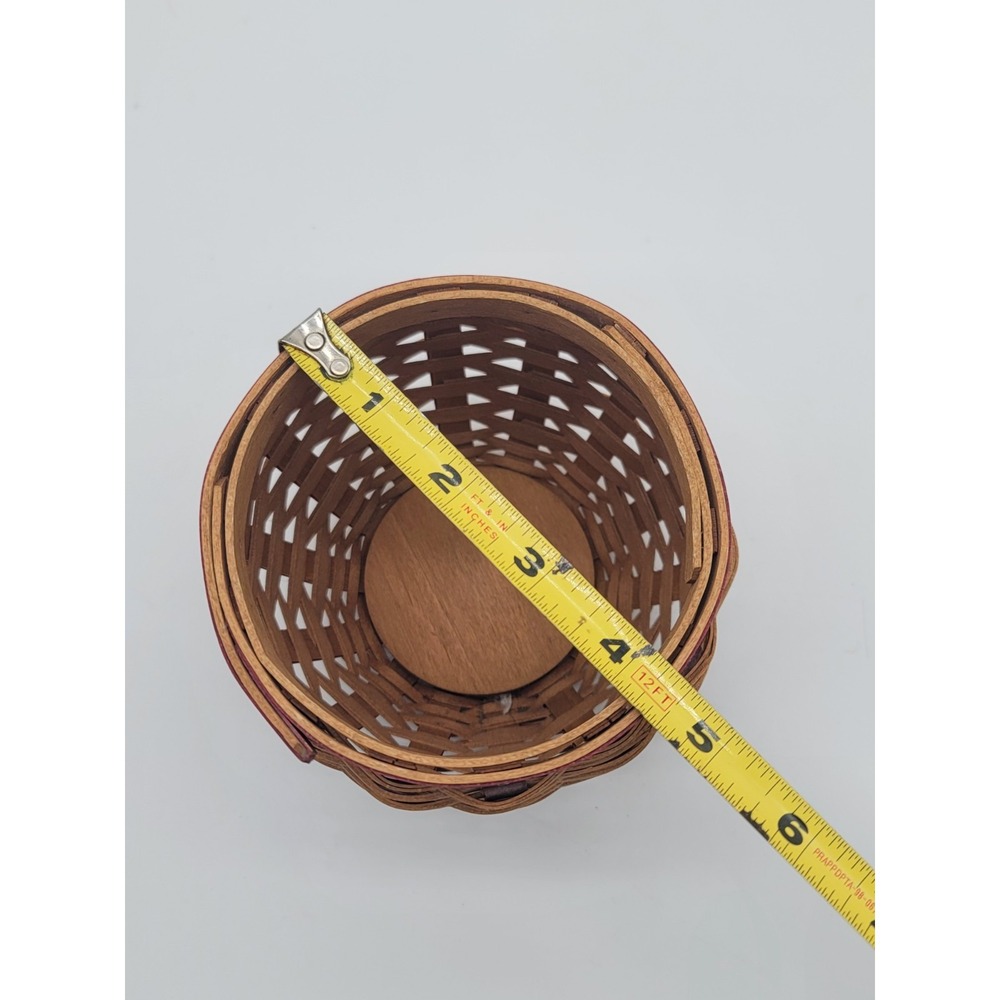 Longaberger Round Strawberry Basket Small Wood Woven Ohio USA - Picture 8 of 8